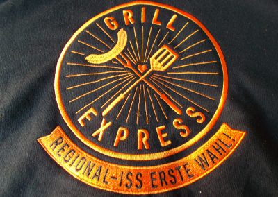 Grillexpress Schuerze Logo sticken