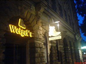 371-Weigels Schuh-Leuchtwerbung-Leuchtbuchstaben Werbetechnik Werbebau