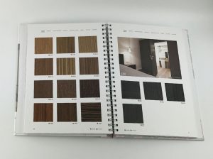 Musterbuch-Cover-X-Film-Designfolie-Moebelfolie-Holzfolie-Wohnung-Ladeneinrichtung
