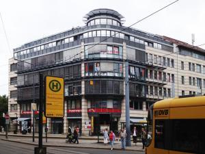 469_Sonnnenschutz Bürogebäude Bürohaus