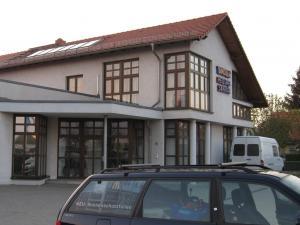 S0118_Sonnenschutz Bürogebäude folieren kleben