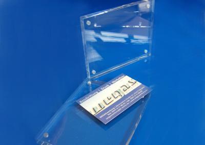 Tischaufsteller-Acryl-Block-Magnethalter-Visitenkarten-Flyer-3