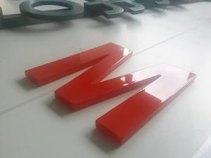 603-Fraesbuchstabe-lackiert Werbeagentur Werbetechnik Wegaswerbung Dresden