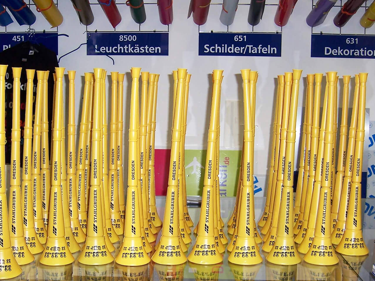 521-Troete-Tute-Vuvuzela-Fussball-Sport-Event, WEGASwerbung, Beschriftung, Druck
