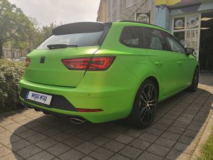 625-Car-Wrapping-Autofolie-gruen-metallic-matt-Wegaswerbung