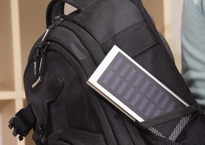 Powerbank-Q-Pack-Solar-Leo-Solartechnik-Ladestation-Smartphone-Tablets