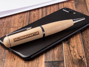 USB-Pen-Holz-Kugelschreiber-Stick-Werbeartikel-Gravur-graviert-Werbedruck