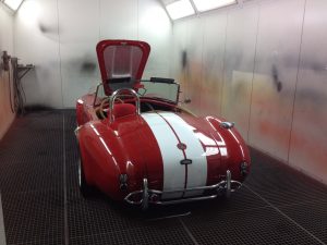 627-Autostreifen-Rennstreifen-Racing-Streifen-Rallystreifen-kleben-Klebemontage