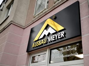 659-Werbeschild-Gold-Silber-Chrom-Spiegel-Folie-Beschriftung-Aussenwerbung