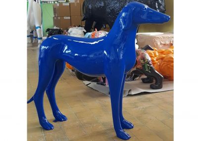 3-D-Figur-Tier-Plastik-Windhund-Dekofigur-Kunstobjekt-blau