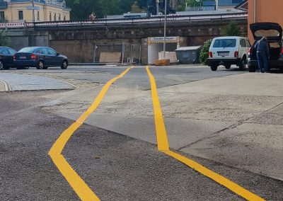 Markierungsband-Wegleitsystem-stark-klebend-Fahrbahnmarkierungsfolie-gelb