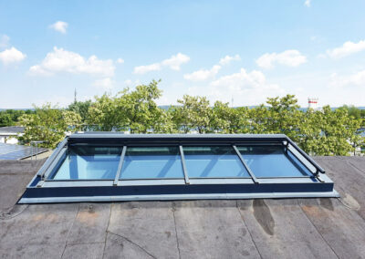 481-Sonnenschutzfolie-Silber-Mittel-Dachluke-Dachfenster