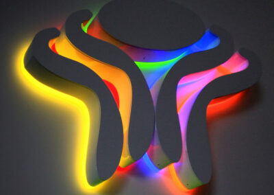 3d-Effekt-transluzenter-Fraesbuchstabe-Acryl-LED-Licht