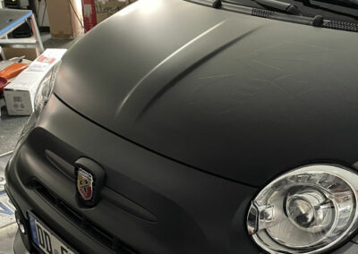 635-Car Wrapping-Teilfolierung-schwarz matt mit 3-D Symbol