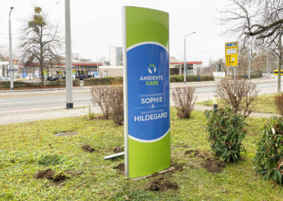 750-Pylonbeschriftung-Ambiente-Care-Dresden