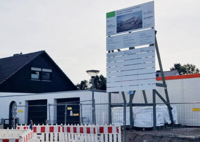 749-Bauschild-Holzgestell-3x6m-grau-Salzgitter