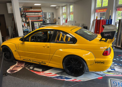 635-15-Highend-Car Wrapping-Folie-Vollflaechenverklebung