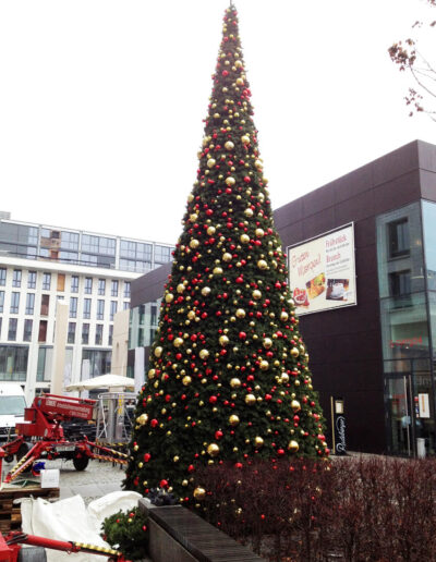 500-Riesen-kuenstlicher-Weihnachtsbaum-alle-Groessen
