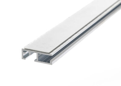 Bilderrahmen-Rueckrahmen-selbstklebend-verdeckt-10-10x30mm