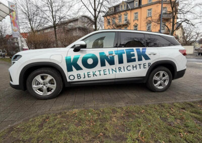 764-Fahrzeugbeschriftung-Flipflop-Folie-Kontek-Objekteinrichter