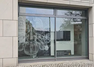 765-Schaufensterbeschriftung-Glasdekormotiv-spiegelverkehrt