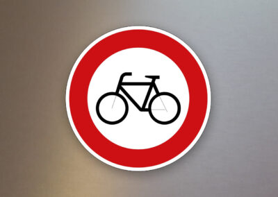 Verbotsschild-Verkehrsschild-verbot-für-radverkehr-254