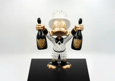 3D-Dekofigur-kleiner-Dagobert-Duck-Sektempfang-45cm