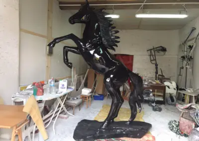 3D-XXL-Pferdefigur-Springreiten-Pferdesport-350x320cm