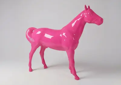 3D-XXL-Pferdefigur-lebensgross-245x200cm-color-pink