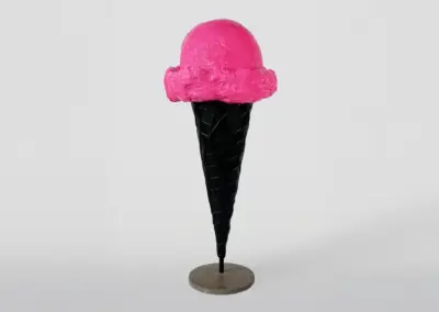 3D-XXL-Werbefigur-155cm-schwarze-Eistuete-Eiskugel-Pink-Staenderfuss