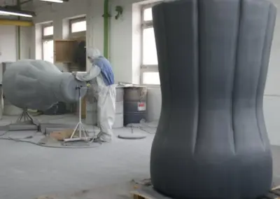 Werkstatt-Werbefigur-Plastik-Riesen-Cola-Flasche-380cm