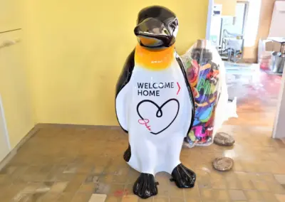 XXL-3D-Tierfigur-Skulptur-Kaiserpinguin-170cm-Eiscafe