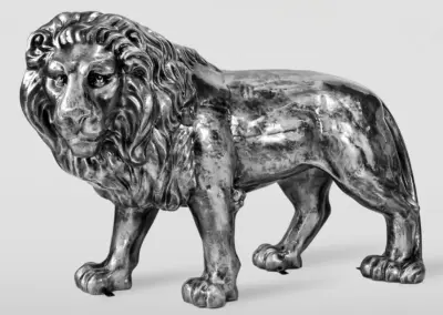 grosse-Tierfigur-Loewe-Lion-Silberpatina-Loewenfigur-Antik-Altsilber