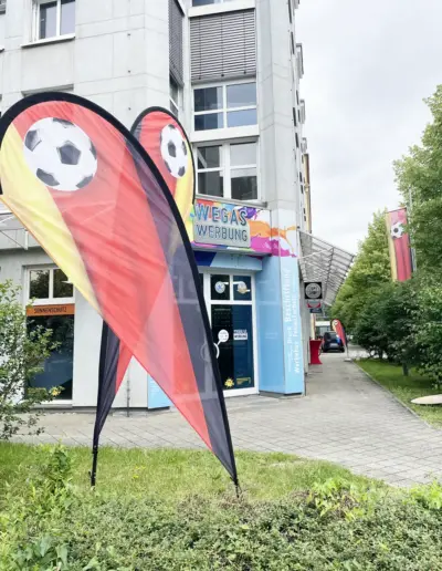 Autofahne-Deutschland-Fussballweltmeisterschaft-WM2026-wegaswerbung